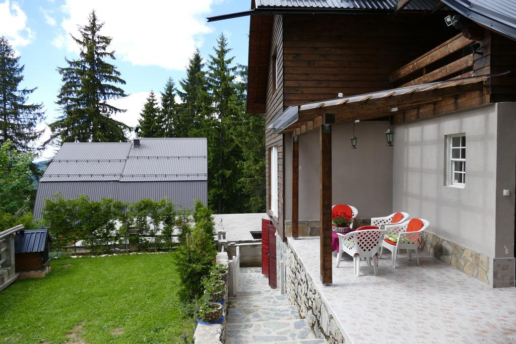 Chalet House *