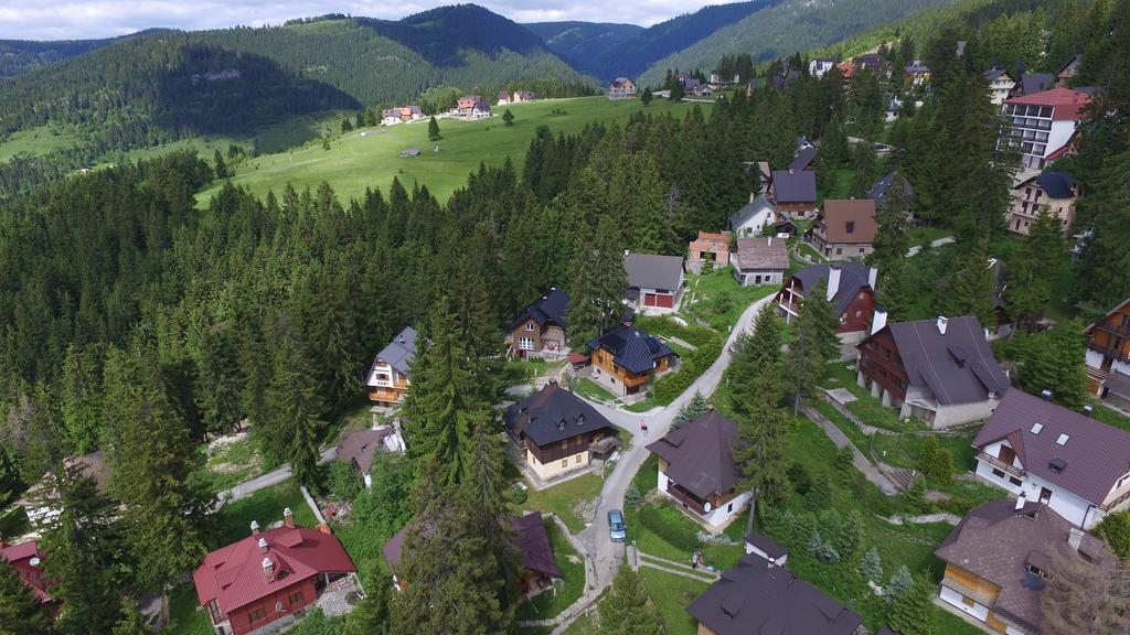 Chalet House *